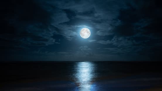 Image representing the word: sea