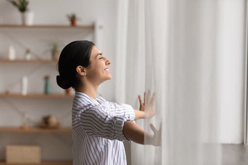 Image representing the word: window